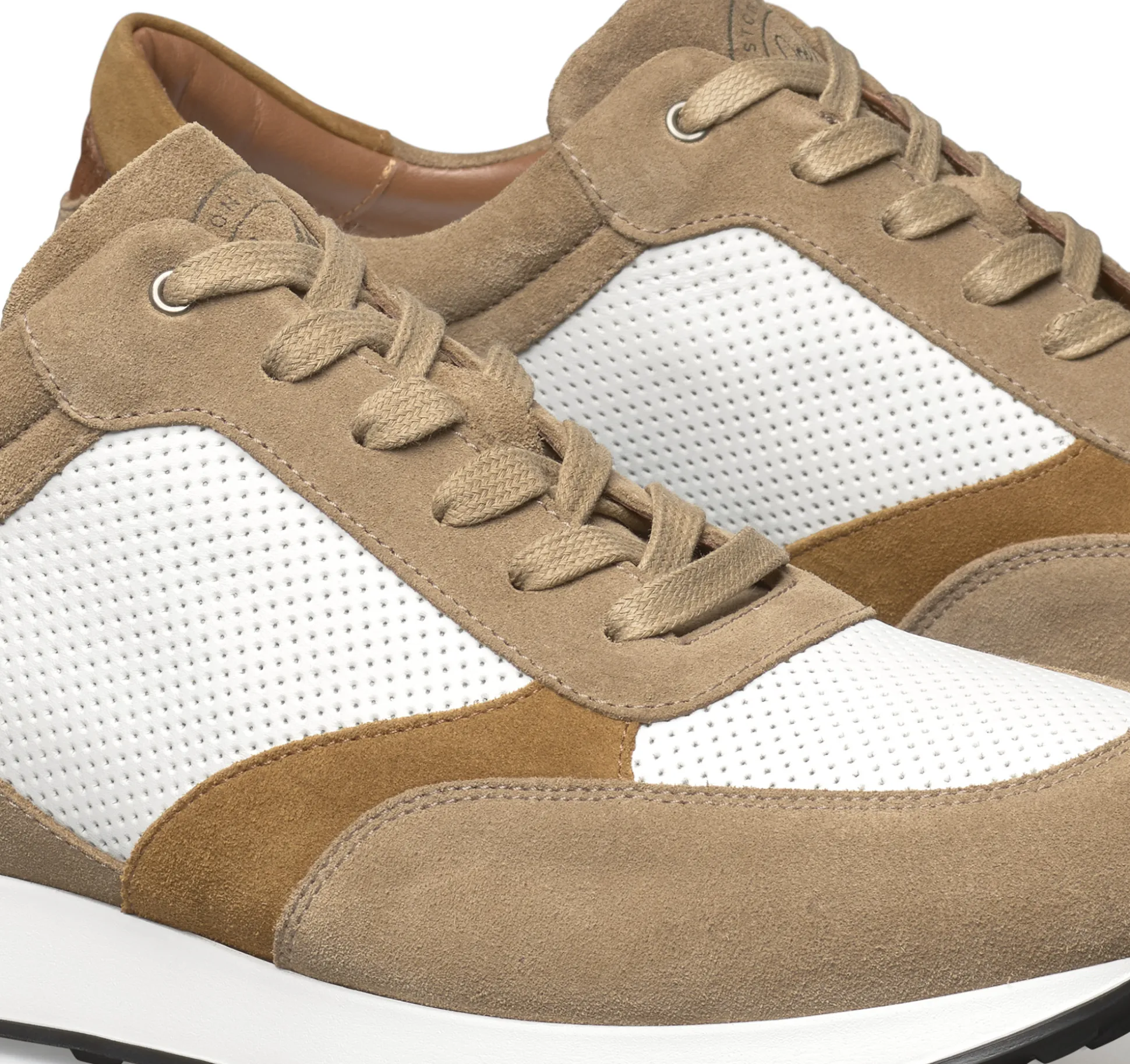 Briggs Perfed Lace-Up