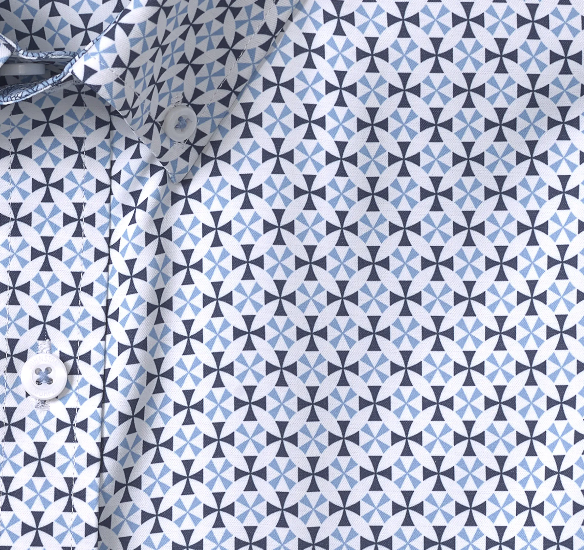 XC4® Short-Sleeve Stretch Woven Shirt